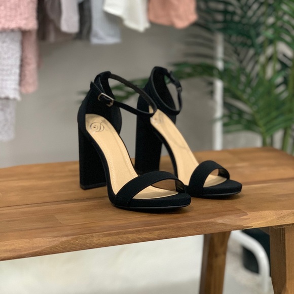 Taylor - Black Ankle Strap Heels - Picture 3 of 4